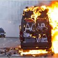 blindato_in_fiamme_120